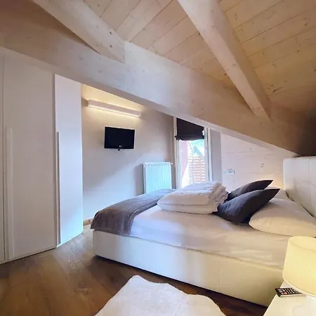 Holiday home Le 4 Lune Temu