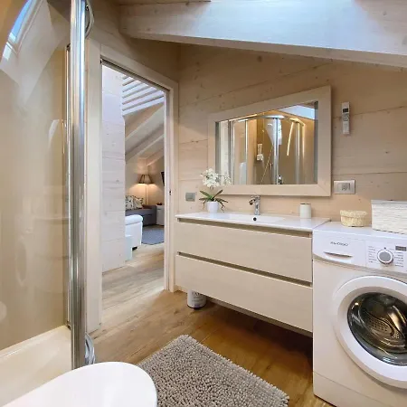 Le 4 Lune Holiday home Temu