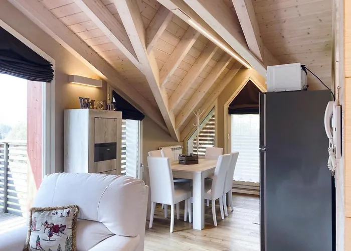 Le 4 Lune Tatil Evi